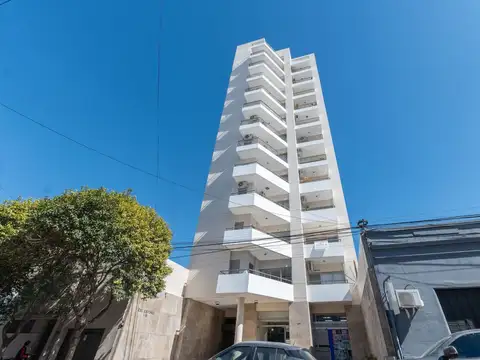 Celestino VIII. Dpto de 2 dorm y 2 baños. Centro.