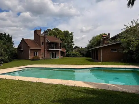 CASA CON VISTAS AL GOLF