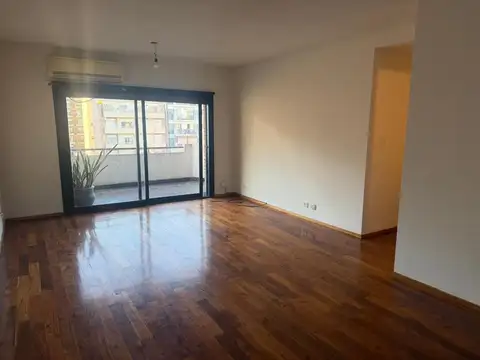 Sarmiento 3700, Piso 7
