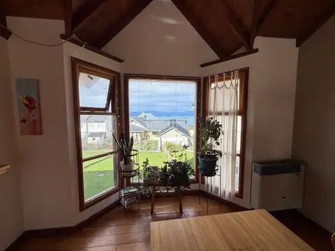 Casa en venta, 4 dormitorios, quincho. Ushuaia.