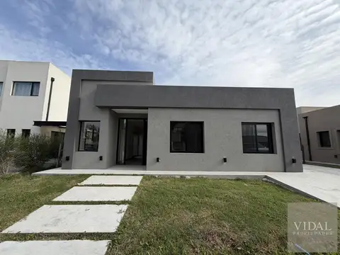 Casa en venta en Santo Tomás Pilar