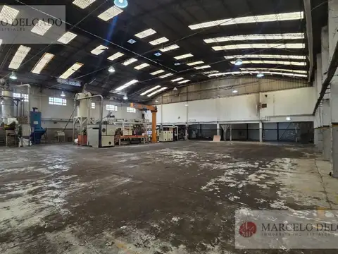Depósito - galpón de 2200 m2 en Sarandí - Avellaneda  ALQ./ VENTA