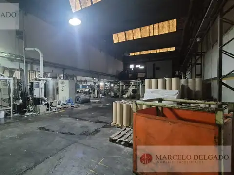 Depósito - galpón de 2200 m2 en Sarandí - Avellaneda  ALQ./ VENTA