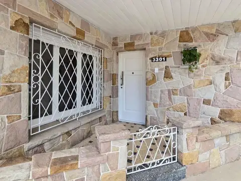 Casa en Venta - 3 Dormitorios 2 Baños - 172mts - Mar Del Plata