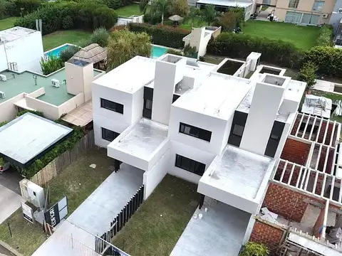 Depto Tipo Casa en Venta al Sur