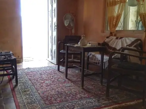 Casa 4 ambientes con 1 baño