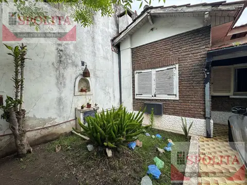 Casa 3 ambientes con 1 baño