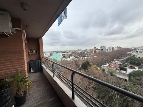 DEPARTAMENTO 2 AMB. SEMIPISO, EN CENTRO DE SAN MARTÍN