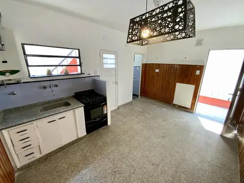 Depto Tipo Casa en Alquiler de 2 ambientes