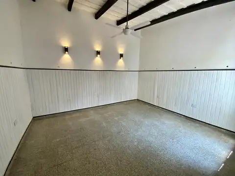 Depto Tipo Casa en Alquiler de 1 dormitorio