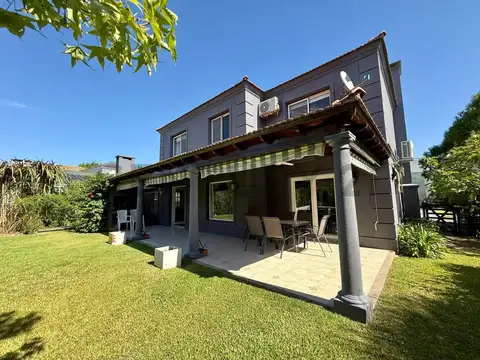 Casa en Venta en Santa Barbara, USD 430.000