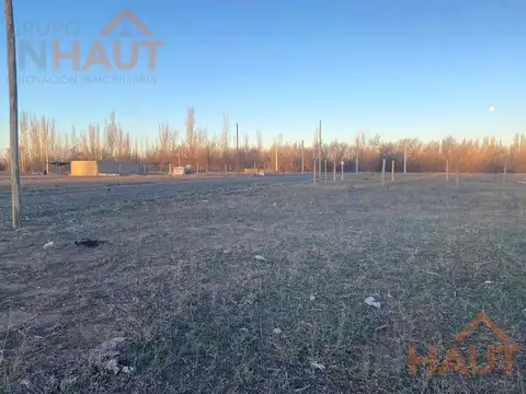 Venta de terreno en Cipolletti 360 Mts. c/u