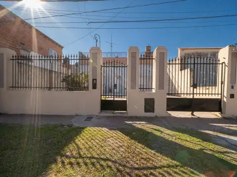 Casa en venta 3 dormitorios alberdi