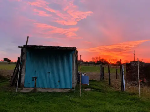 VENTA TERRENO con mejoras - San Carlos Norte.
