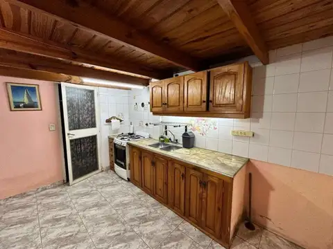 Casa en venta - 2 Dormitorios 1 Baño - Aguas Verdes