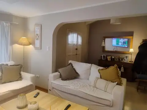 Casa en Venta en Carmen De Areco, USD 190.000