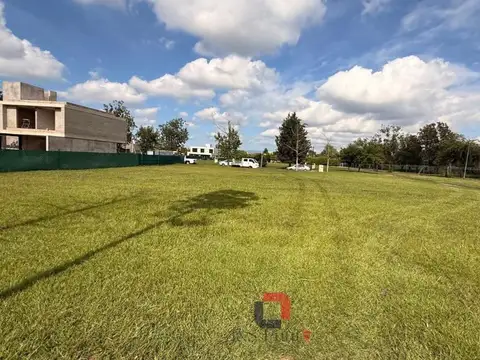 Lote en Chacras de la Villa