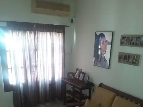 Depto Tipo Casa en Venta con 1 cocheras