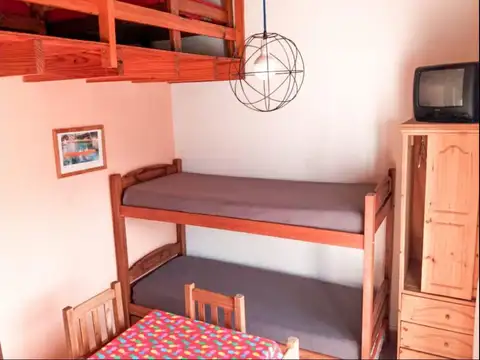 Depto Tipo Casa en Venta de 5 ambientes