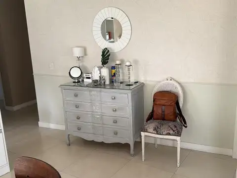 Departamento 5 ambientes con 2 baños