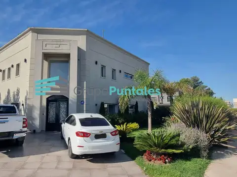 Casa en Venta en Countries y Barrios Cerrados en Esteban Echeverria, USD 365.000