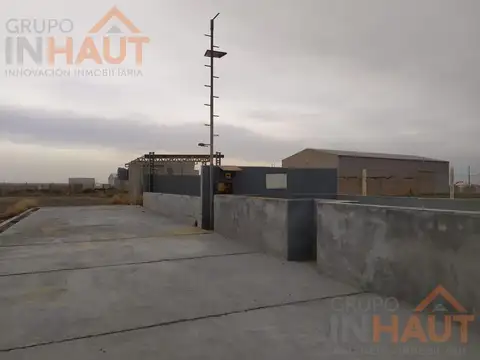 Nave Industrial en Parque Industrial de Centenario