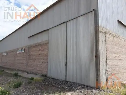 Nave Industrial en Parque Industrial de Centenario