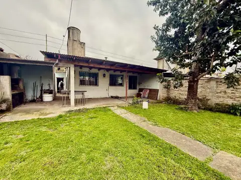 Casa en Venta en Burzaco, USD 45.000