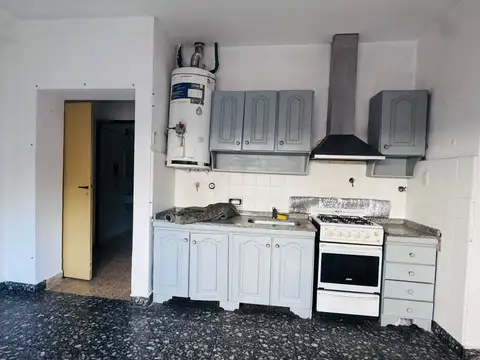Depto Tipo Casa 4 ambientes con 1 baño