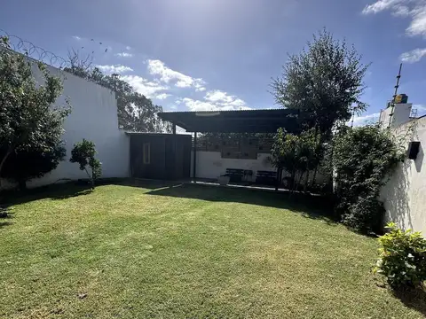 Casa en Venta al Este