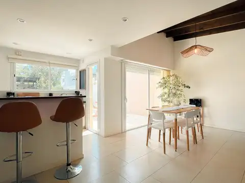 Casa 2 ambientes con 1 baño