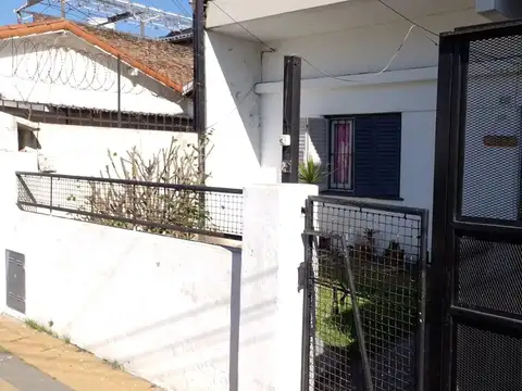 Depto Tipo Casa en Venta en Villa Ballester, USD 65.000