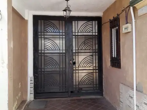 Casa en Venta en Caseros, USD 190.000