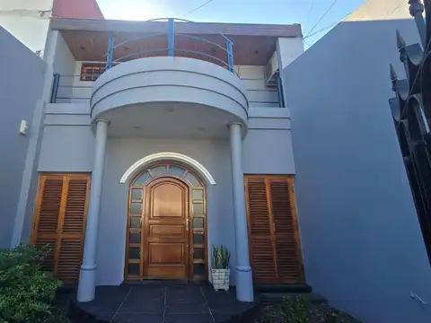 Casa en Venta en Lanús Oeste, USD 245.000