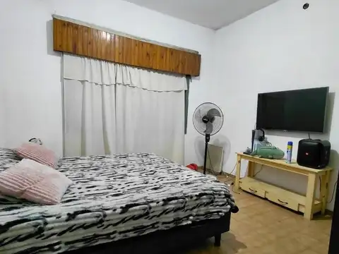 VENTA CASA 3 AMBIENTES CON COCHERA