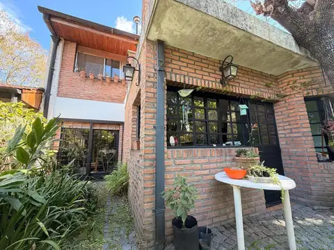 Casa en Venta en Haedo, USD 230.000