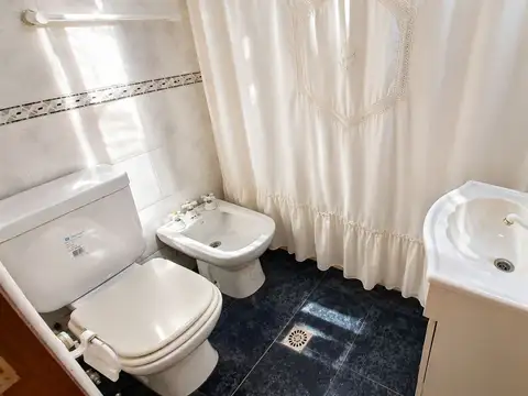 Depto Tipo Casa en Venta de 4 ambientes