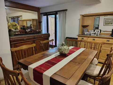 Depto Tipo Casa en Venta con 1 cocheras