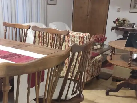 Depto Tipo Casa en Venta con 1 cocheras