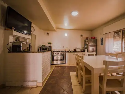 Venta casa V. Devoto 4 amb. Pileta Terraza
