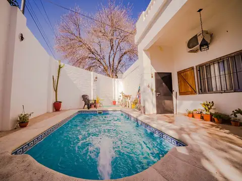 Venta casa V. Devoto 4 amb. Pileta Terraza