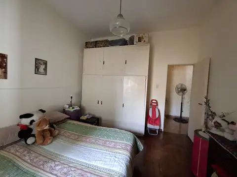 PH AL FONDO- MUY LUMINOSO- BUENA UBICACION