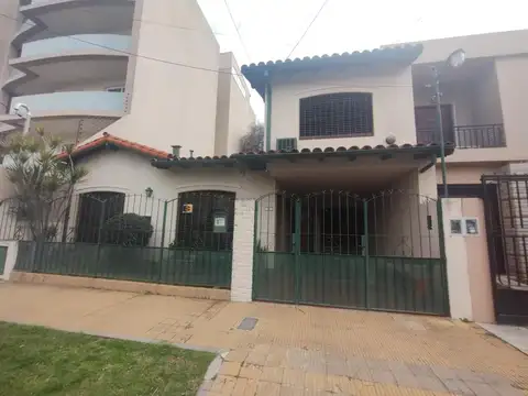 Pisco 100