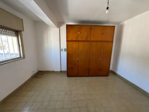 Depto Tipo Casa en Alquiler de 1 dormitorio