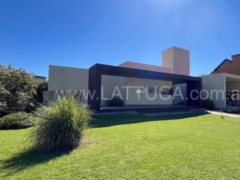 CADAQUES FUNES HILLS CASA 2 DORMITORIOS CON PISCINA