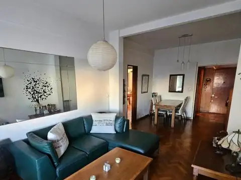 Avenida Rivadavia e/ Rojas y Doctor Nicolas Repetto