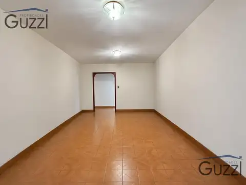 Casa en Venta en Villa Adelina, USD 270.000
