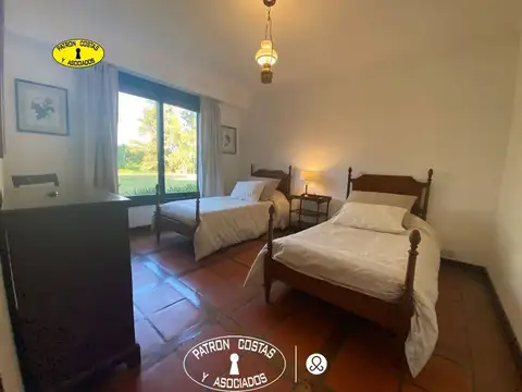 LA COLINA GRAN CASA Y PARQUE-QUINCHO-TENIS-GOLF