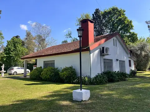 Casa en Alquiler en El Moro, USD 900