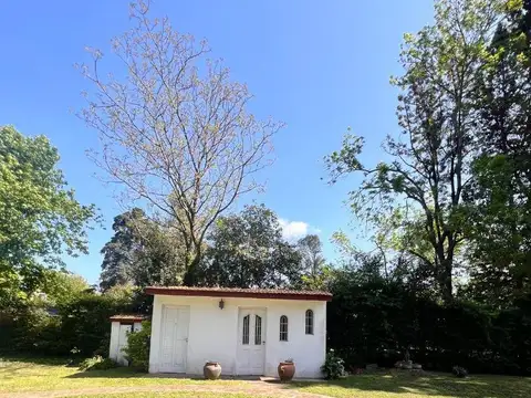 Casa 3 ambientes con 2 baños
